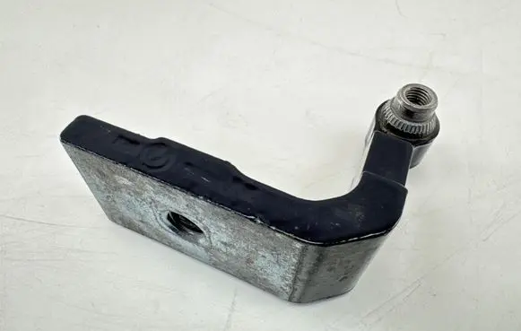 BMW 5 F10 F11 Rear door upper hinge 7165636
