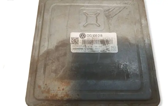 Volkswagen PASSAT B6 Engine ECU kit and lock set 03G906018 5WP45500AF PPD11