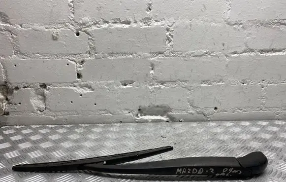 Mazda 2 Rear wiper blade arm