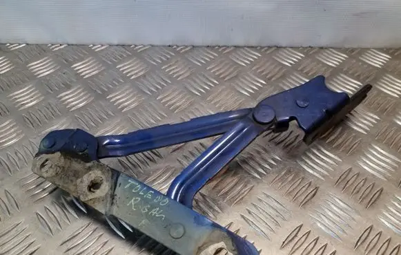 Seat Toledo II (1M) Tailgate/trunk/boot hinge 1M5827302A
