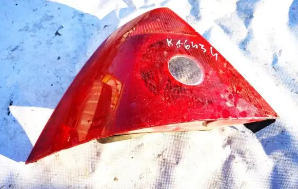 Ford Mondeo Mk III Rear/tail lights 1s7113405a 1s71-13405-a