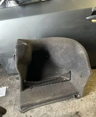 Trunk/boot side trim panel