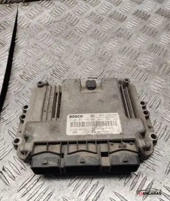 Nissan Primera Engine control unit/module 0281011646