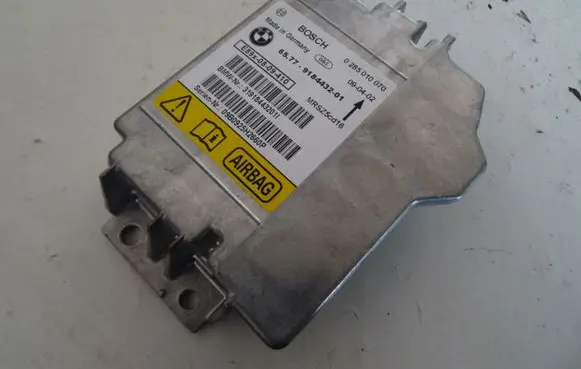 BMW 1 E81 E87 Airbag control unit/module 0285010070