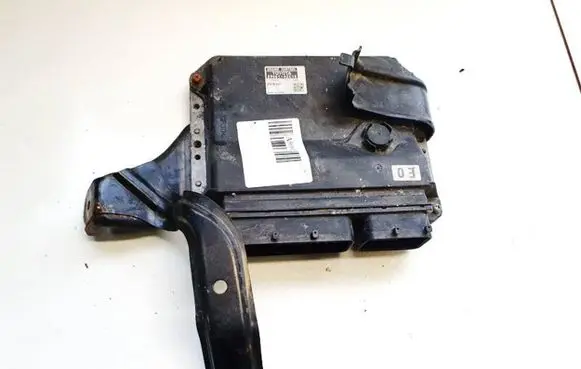 Toyota RAV 4 (XA30) Engine control unit/module 8966142c10 89661-42c10