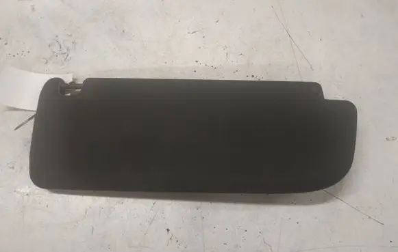 Sun visor