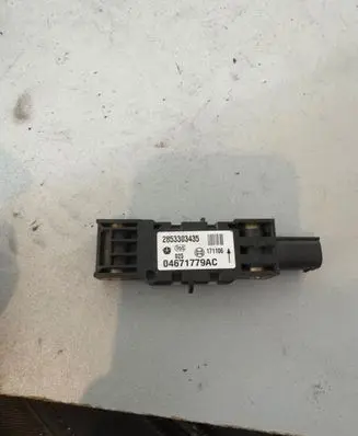 Chrysler 300 - 300C Airbag deployment crash/impact sensor 04671779AC 171106 2853303435