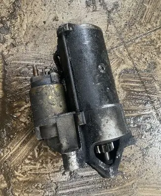Peugeot 607 Starter motor