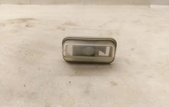 Toyota Avensis T250 Number plate light 8127005042