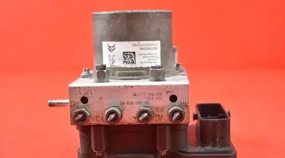 Peugeot 308 ABS Pump 9825991580