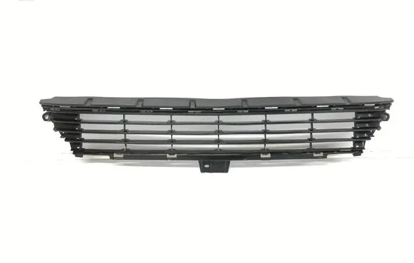 Toyota Auris E180 Front bumper lower grill 5311202670 5311202680