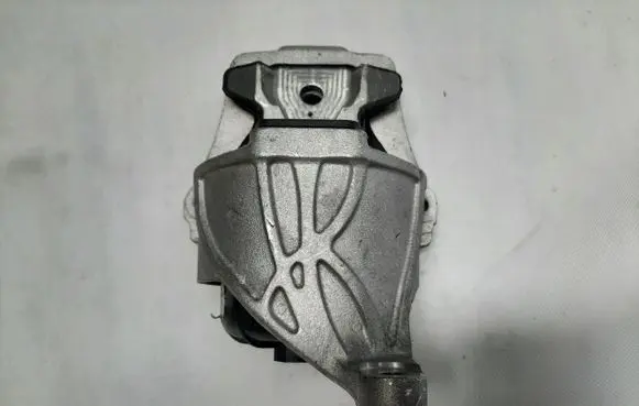 Audi A5 Engine mount vacuum valve 