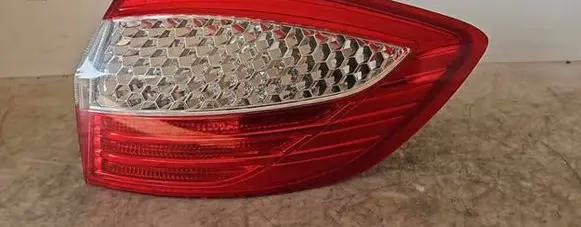 Ford Mondeo MK IV Rear/tail lights 7S7113404B