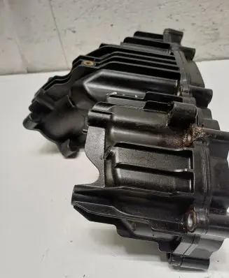 Volkswagen Transporter - Caravelle T5 Intake manifold 03L129711P