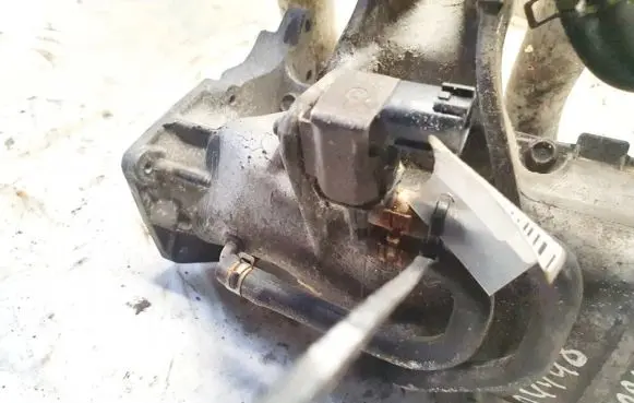 Nissan Primera Turbo solenoid valve k5t48474 4z13