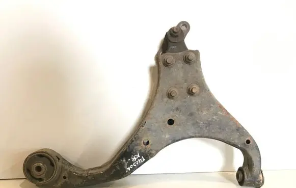 Hyundai Tucson JM Front lower control arm/wishbone