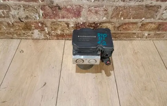 KIA Rio ABS control unit/module 