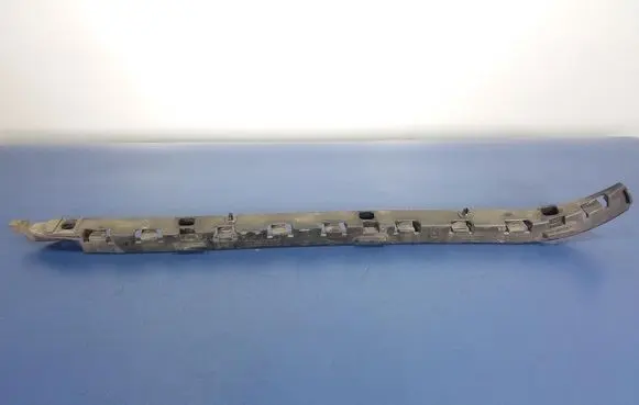 Mercedes-Benz CLS C218 X218 Front bodywork piece A2188850163
