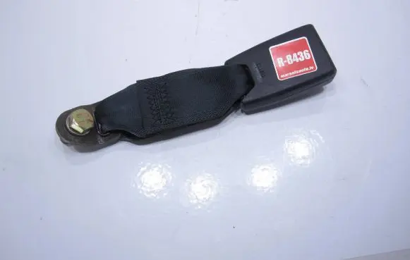 Mitsubishi Lancer Evolution Middle seatbelt buckle (rear) 040120DEP