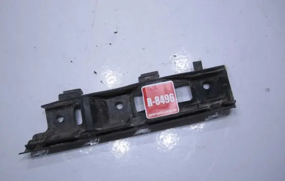 Volkswagen PASSAT B6 Front bumper mounting bracket 3C0807183