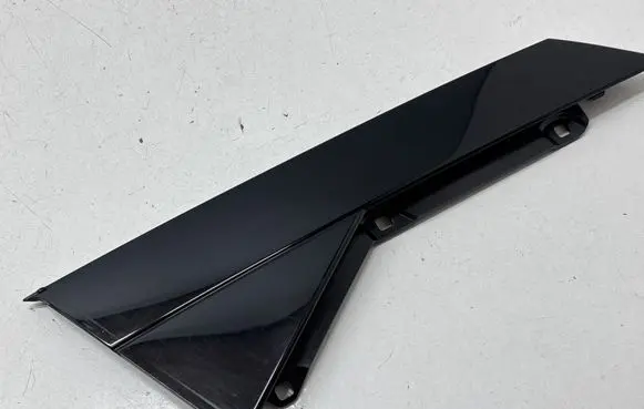 Audi A4 S4 B9 8W Rear door glass trim molding 8W5839904A