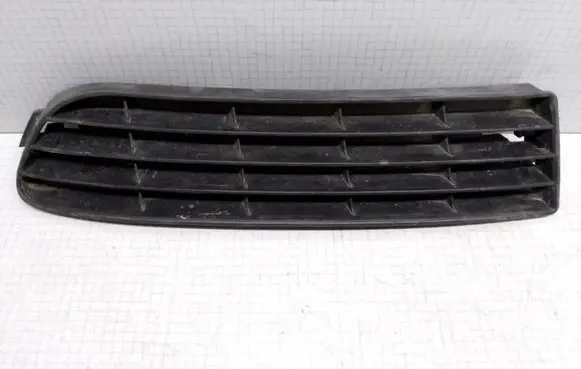 Audi A6 S6 C4 4A Front bumper lower grill 4A0807345J
