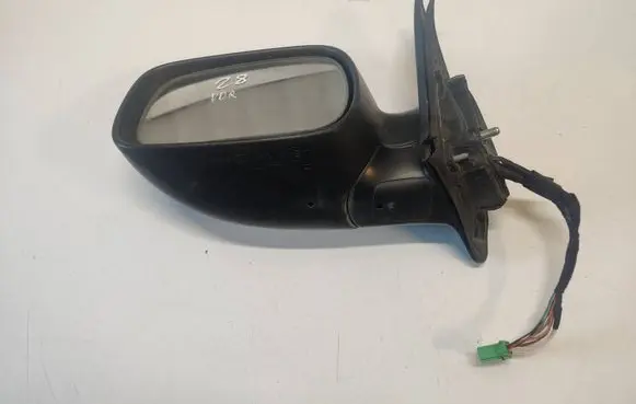 Volvo XC70 Front door electric wing mirror 