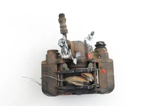 Toyota Corolla Verso E121 Rear brake caliper