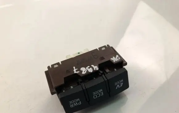 Toyota Auris E180 Other switches/knobs/shifts 8497002090