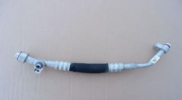 BMW i3 Air conditioning (A/C) pipe/hose 9291161 2029661 6450