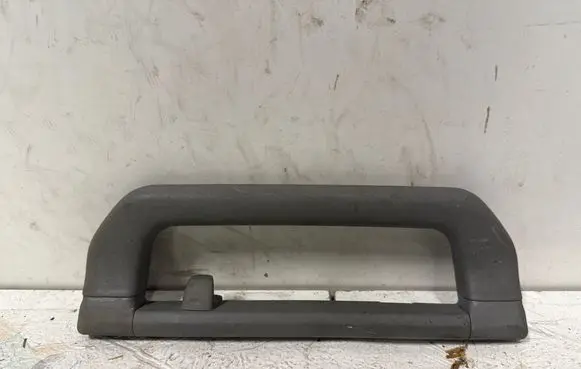 BMW 5 E34 Rear interior roof grab handle 8102403