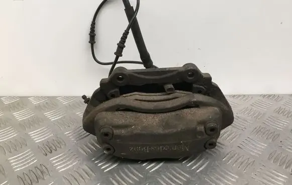 Mercedes-Benz E W211 Front brake caliper