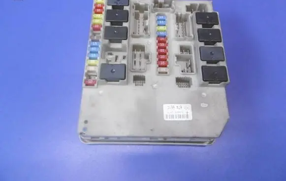 Renault Clio III BSM Control unit 674661C 10H180179