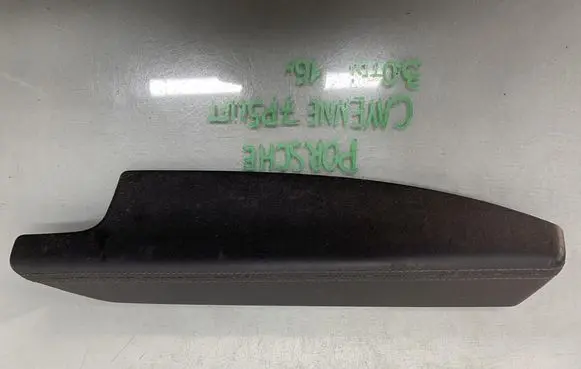 Porsche Cayenne (92A) Front door card panel trim 7P5867174