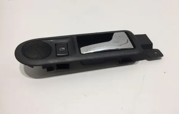 Volkswagen PASSAT B5 Rear door interior handle 3B0839114