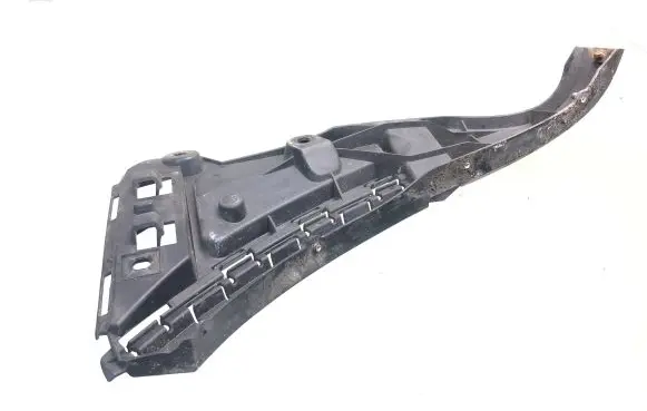 Volvo XC90 Front bumper mounting bracket 08620563
