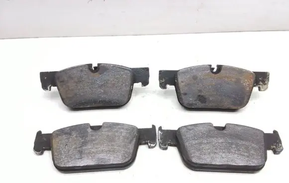 Volvo S90, V90 Brake pads (front) 