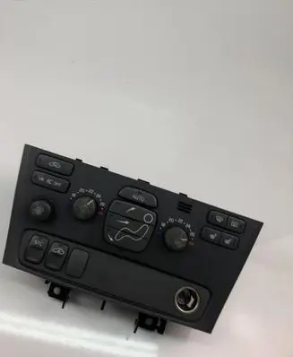 Volvo XC70 Climate control unit 8691950