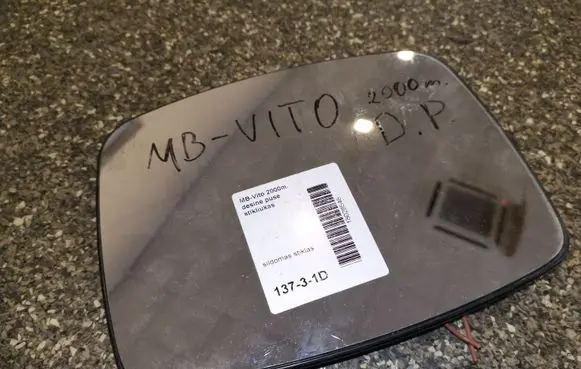 Mercedes-Benz Vito Viano W638 Wing mirror glass 