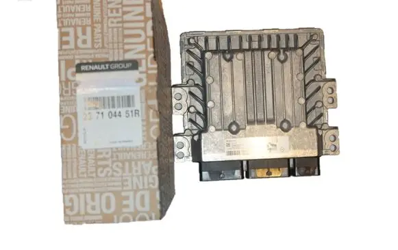 Renault Scenic III - Grand scenic III Engine control unit/module 237104451R S180067127A