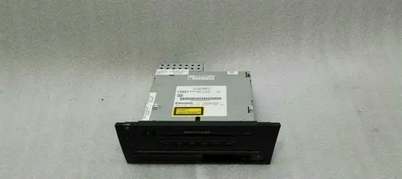 Audi A5 8T 8F CD/DVD changer 8T2035110A