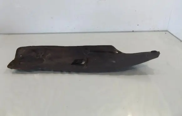 Volkswagen Polo Fender end trim 6Q0821112A