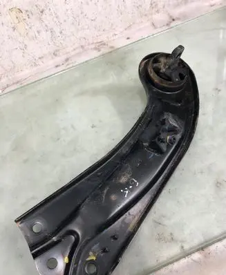 Hyundai Tucson IV NX4 Rear upper control arm/wishbone 55270r2000