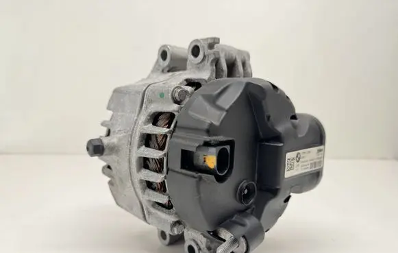 BMW 8 G16 Generator/alternator 8611280