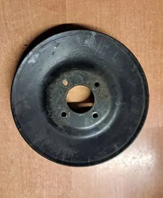 Mercedes-Benz E W124 Water pump pulley 6032050010