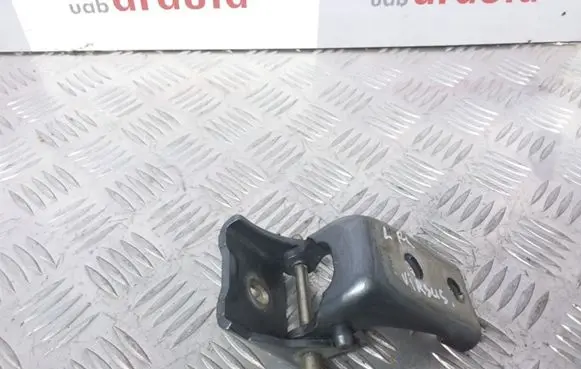 Citroen C5 Front door upper hinge