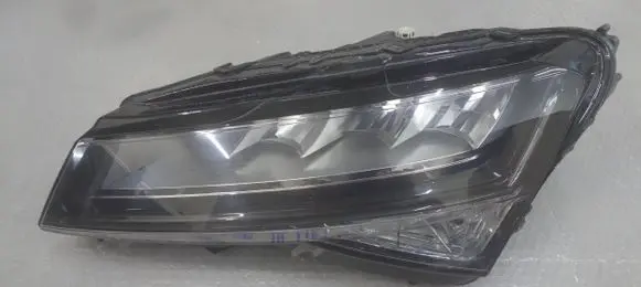 Skoda Superb B8 (3V) Headlight/headlamp 3V1941015C 11501010000