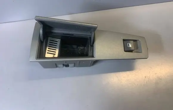 BMW 7 E65 E66 Electric window control switch 8379597