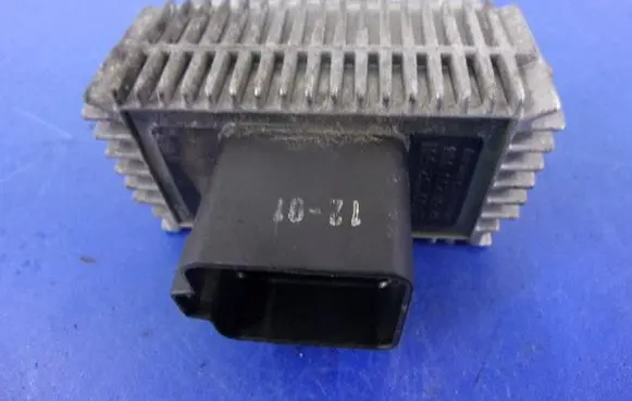 Opel Zafira A Other relay