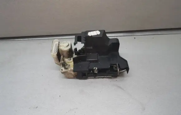 Fiat Doblo Front door lock